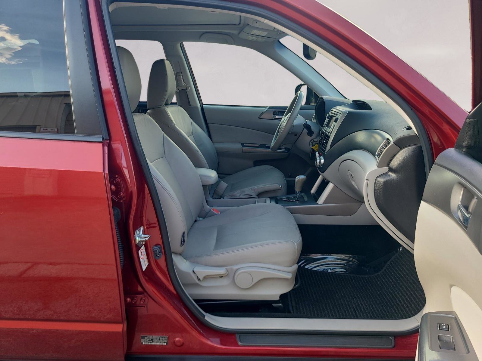 Used 2013 Subaru Forester 2.5X Limited image 23