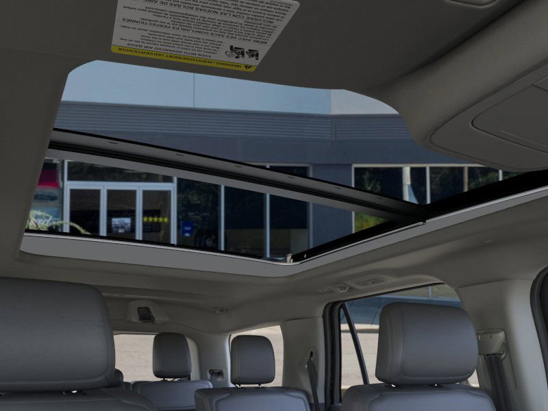 New 2025 Ford Expedition Active image 22