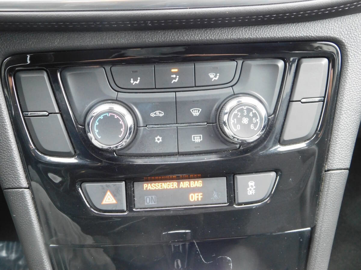 Used 2021 Buick Encore Preferred image 15