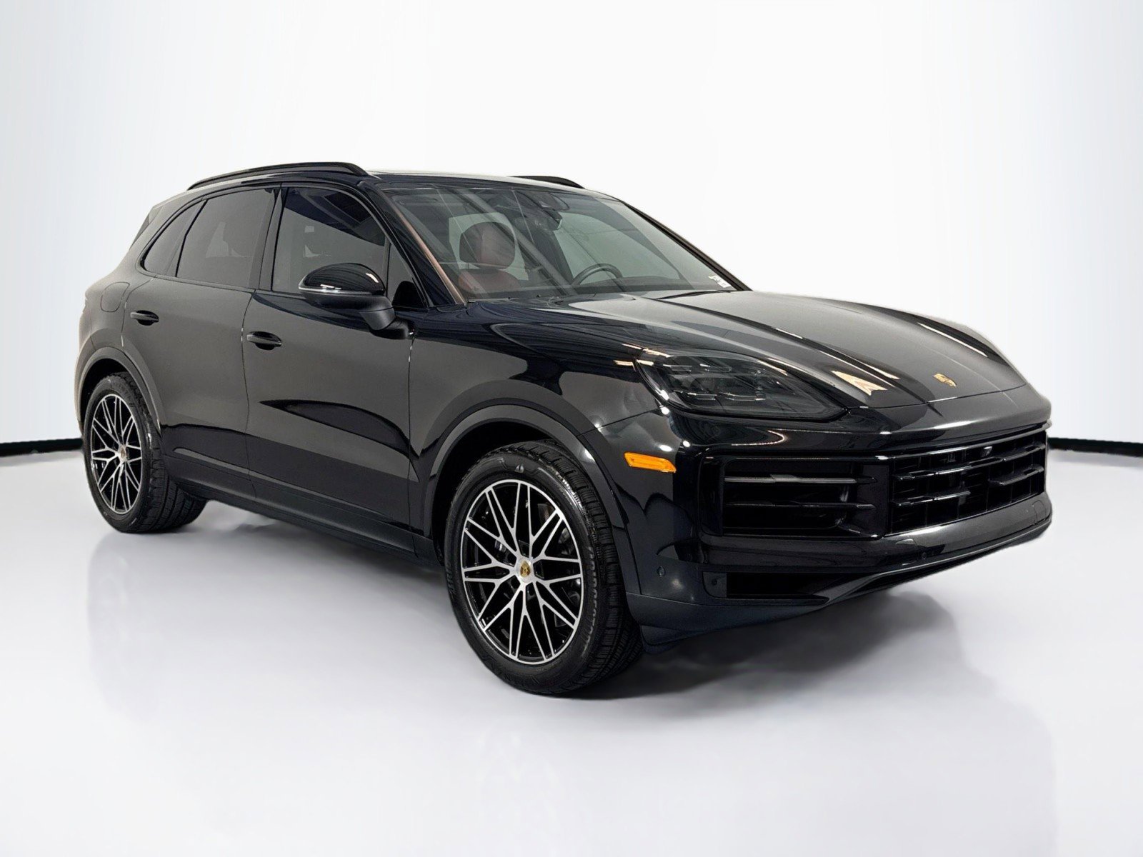 Used 2024 Porsche Cayenne AWD/4WD image 7