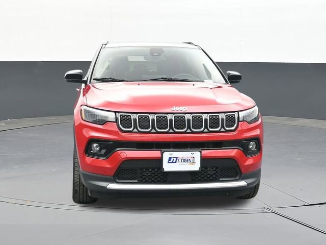 Used 2023 Jeep Compass Limited image 23