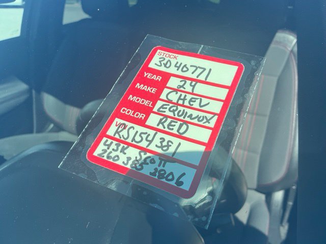 Used 2024 Chevrolet Equinox RS w/ LPO, Floor Liner Package FWD image 36