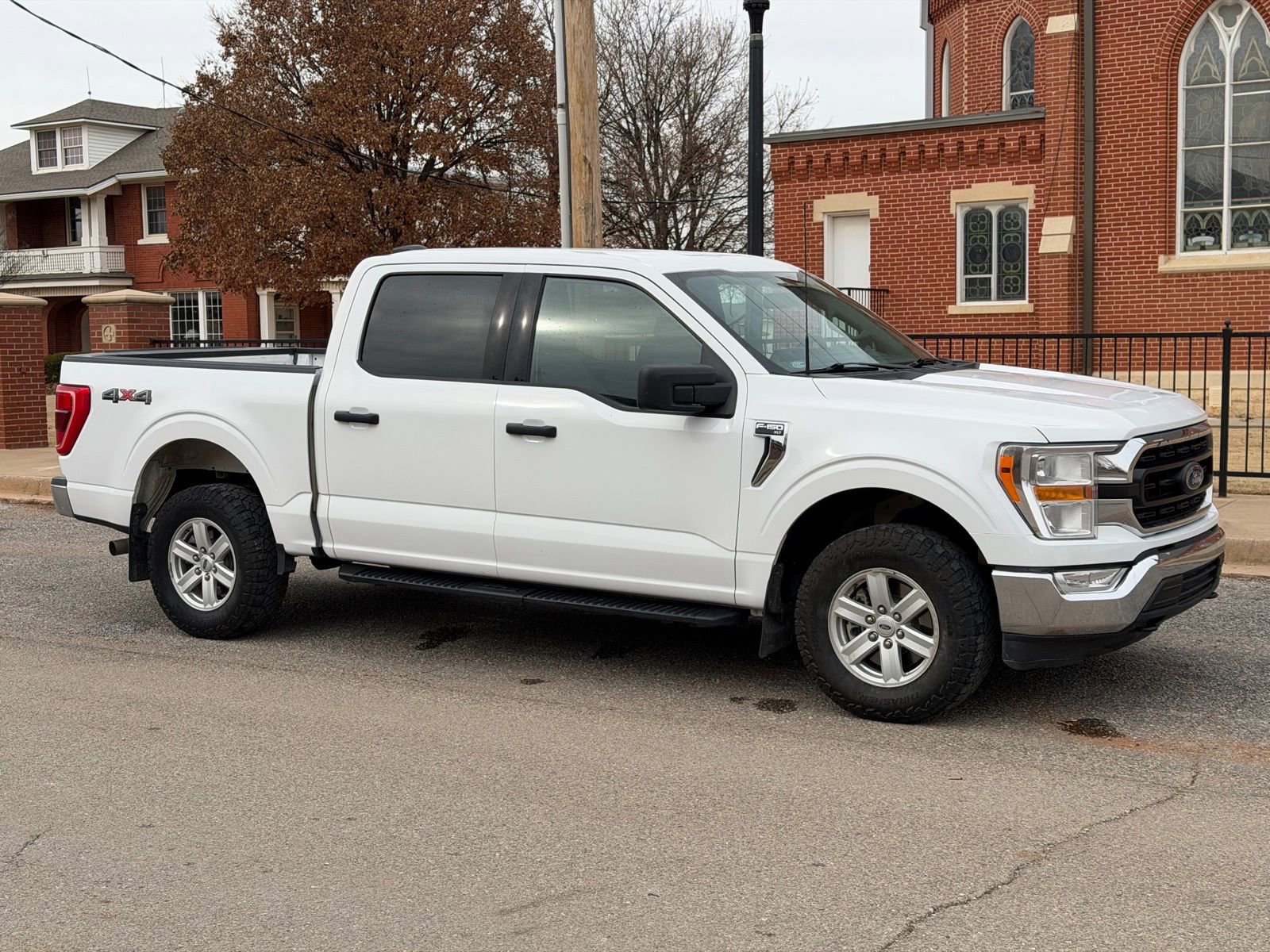 Used 2022 Ford F150 XLT w/ Equipment Group 301A Mid image 2