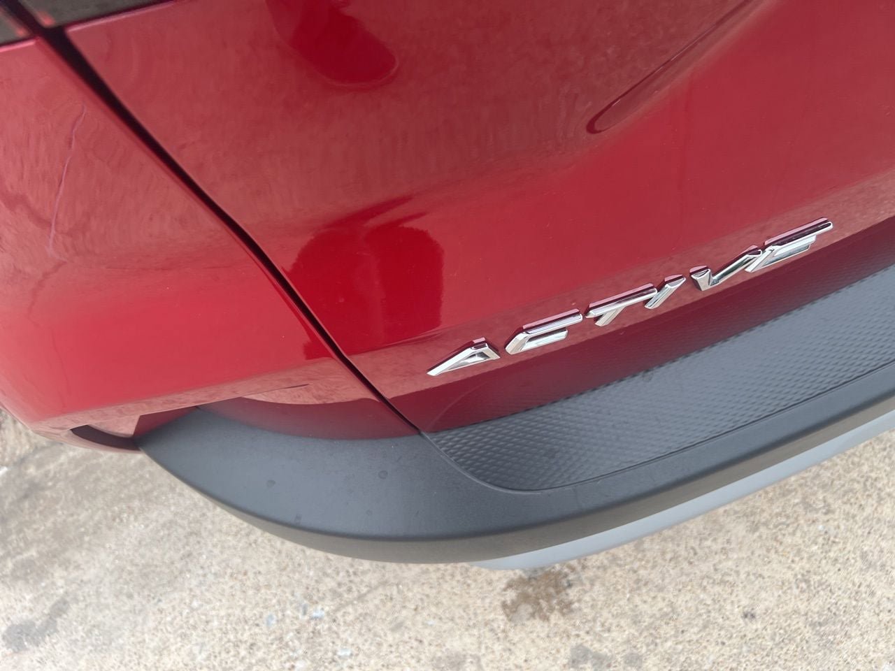 Used 2025 Ford Escape Active FWD image 4