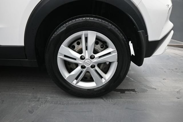Used 2024 Nissan Kicks S FWD image 16