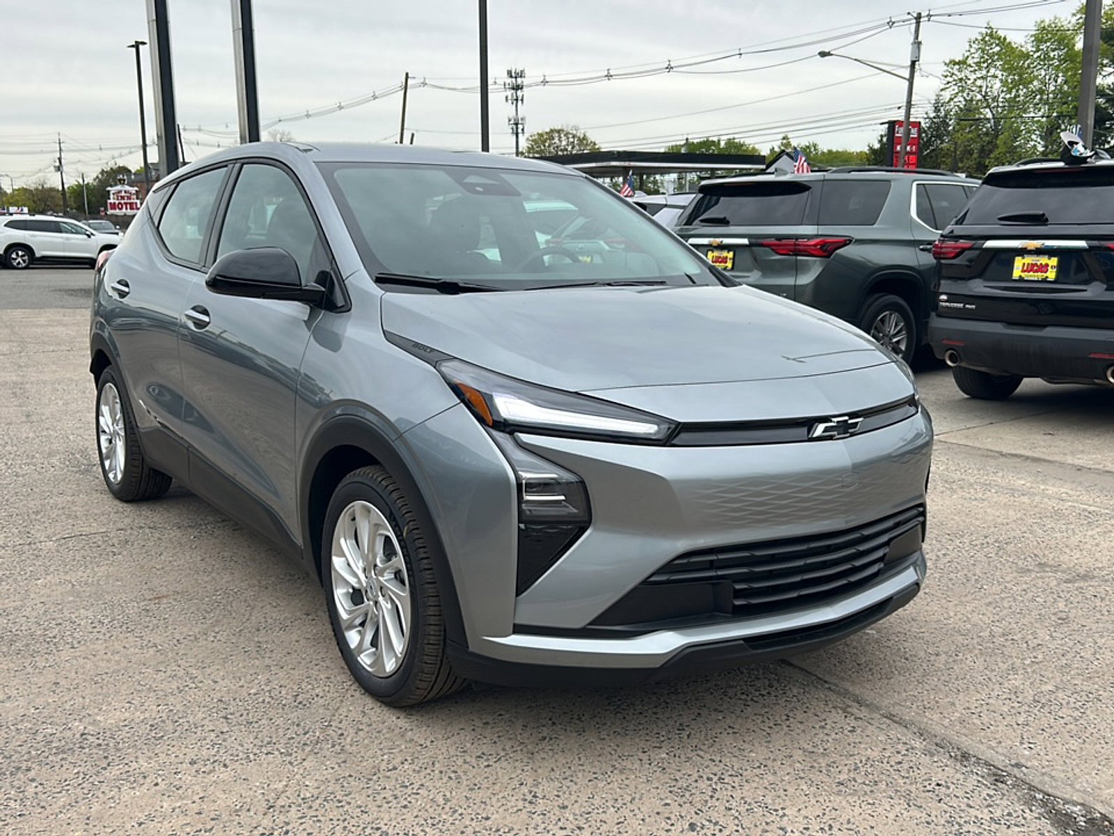 New 2027 Chevrolet Bolt LT FWD image 5
