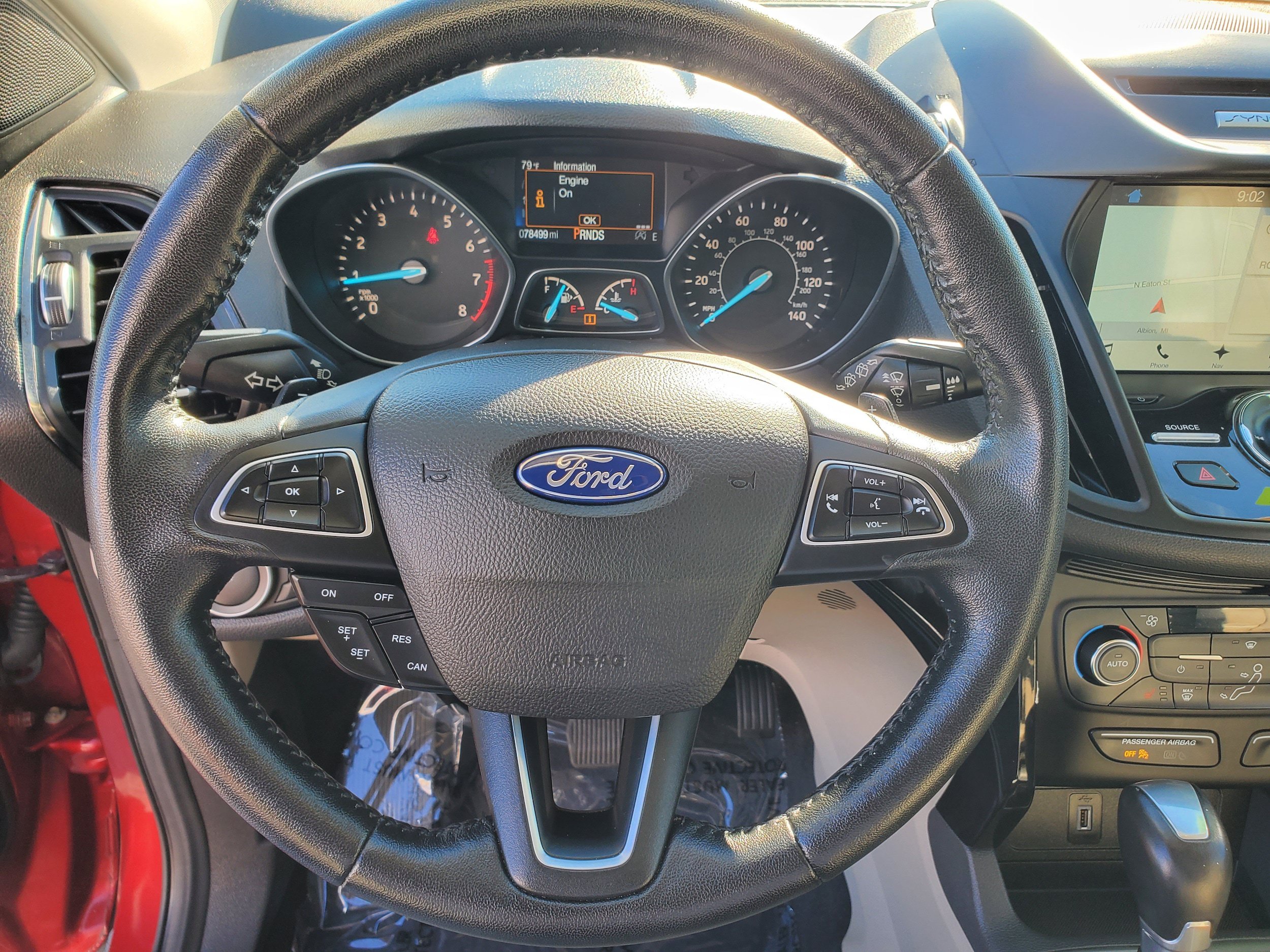 Used 2017 Ford Escape Titanium AWD/4WD image 15