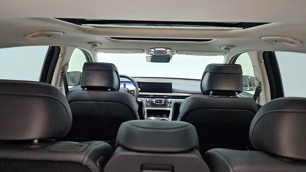 Used 2025 Genesis GV80 3.5T Advanced image 16