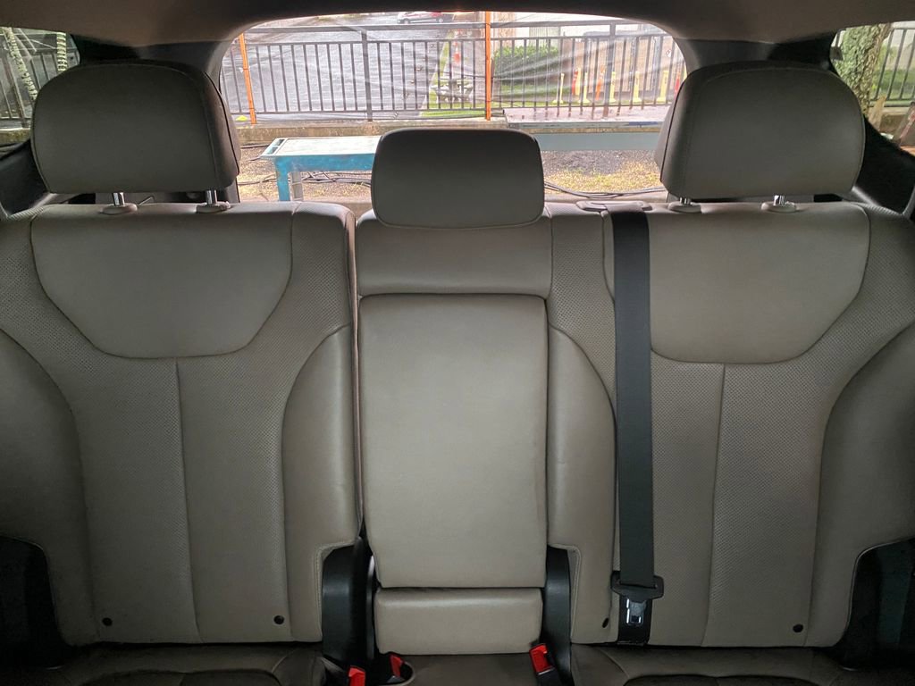 Certified 2023 Hyundai Santa Fe Limited AWD/4WD image 36