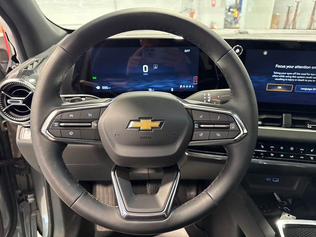New 2026 Chevrolet Equinox LT w/ Convenience Package II FWD image 6