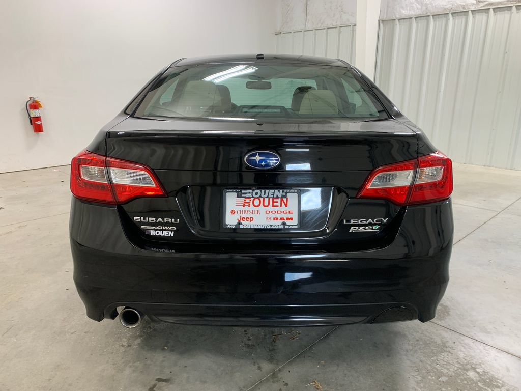 Used 2015 Subaru Legacy 2.5i Premium AWD/4WD image 21