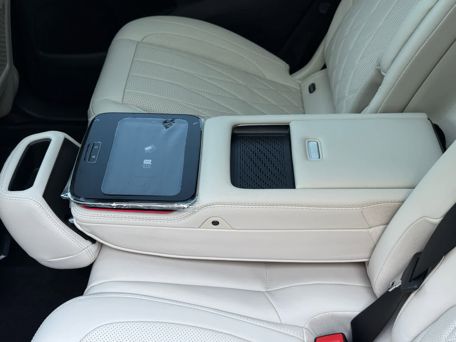 New 2026 Mercedes-Benz GLS 63 AMG 4MATIC image 35