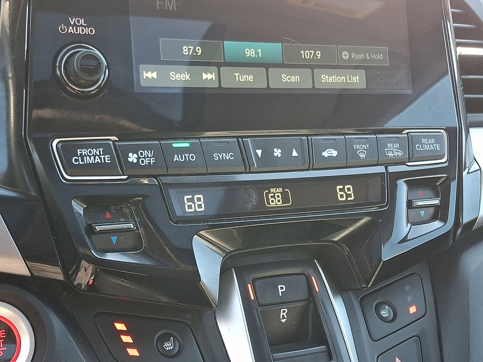 Used 2024 Honda Odyssey EX-L image 17