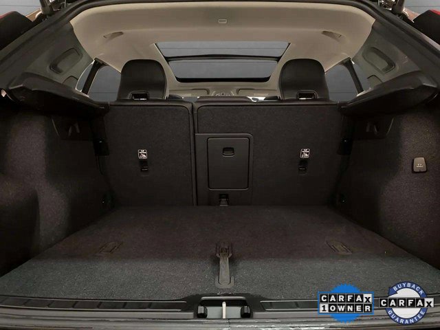 Used 2025 Volvo XC40 B5 Plus image 87