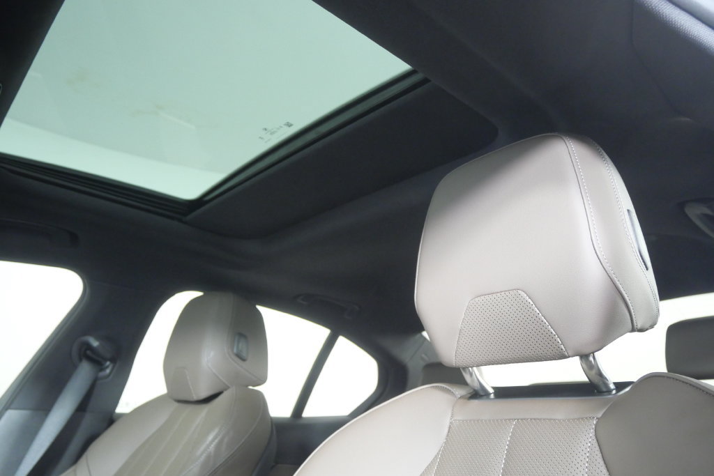 Used 2024 BMW 530i w/ Convenience Package RWD image 11