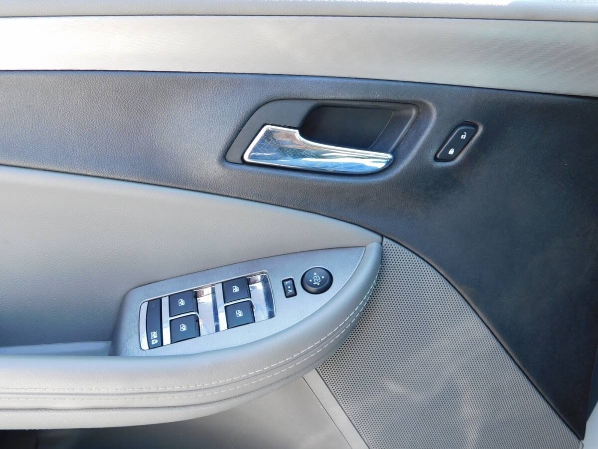 Used 2016 Chevrolet Impala LS FWD image 15