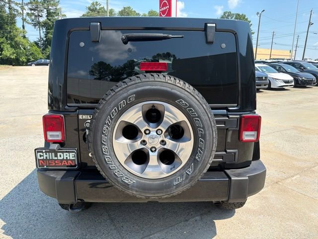 Used 2016 Jeep Wrangler Unlimited Sahara w/ Connectivity Group AWD/4WD image 7