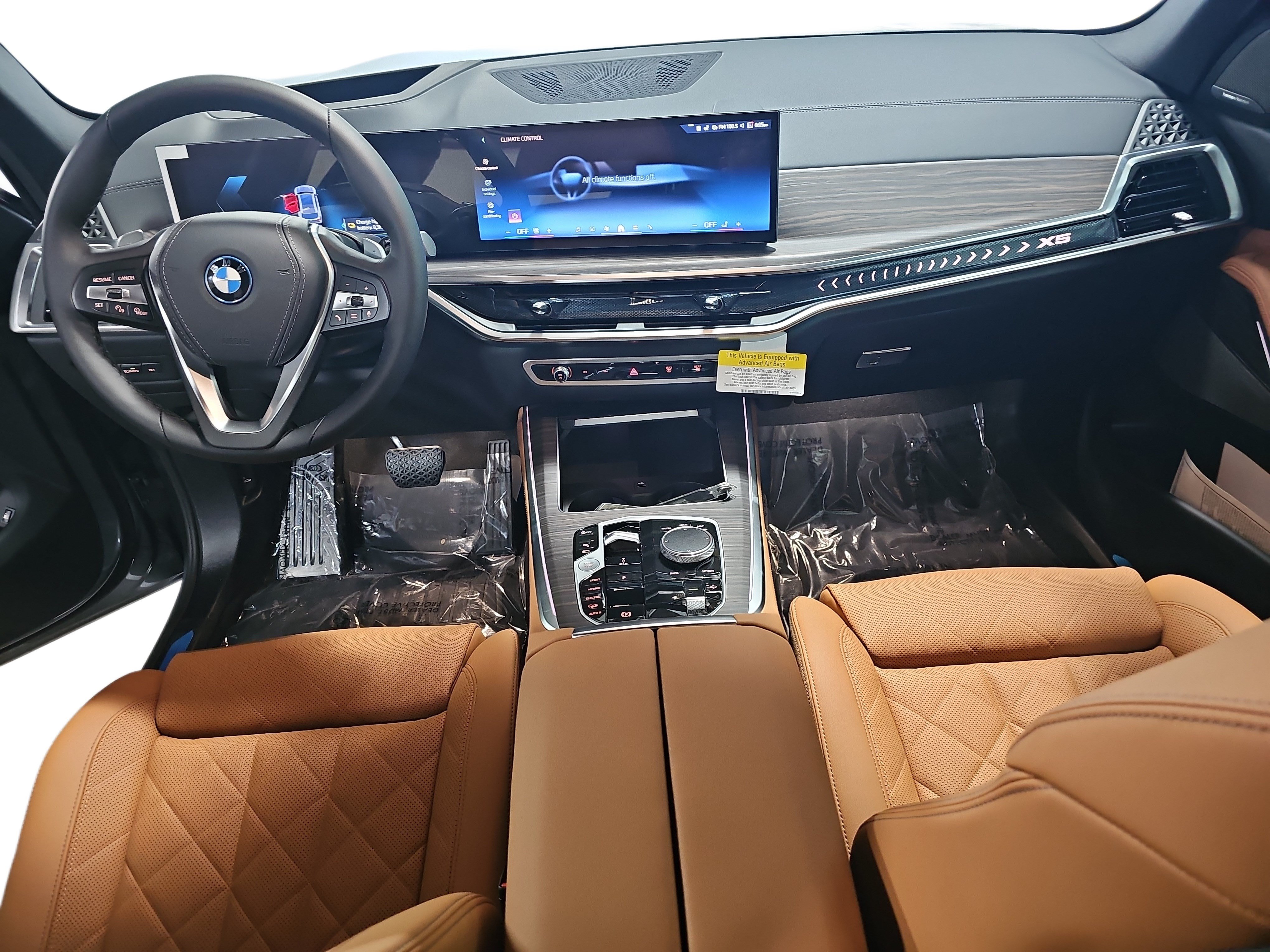 New 2026 BMW X5 xDrive50e w/ Climate Comfort Package AWD/4WD image 9