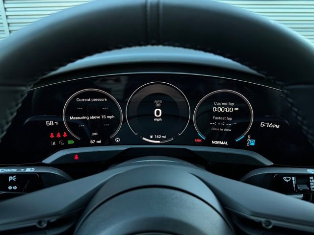 New 2026 Porsche Taycan image 22