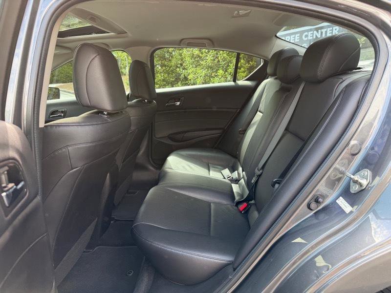 Used 2013 Acura ILX w/ Technology Package FWD image 22