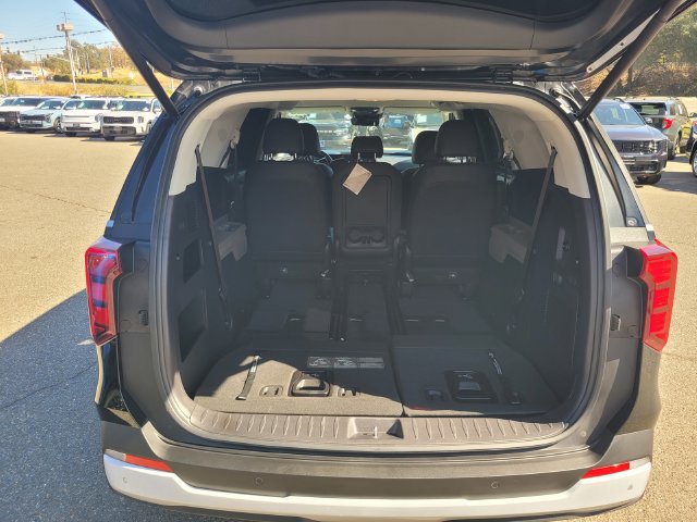 Used 2026 Kia Carnival EX FWD image 8