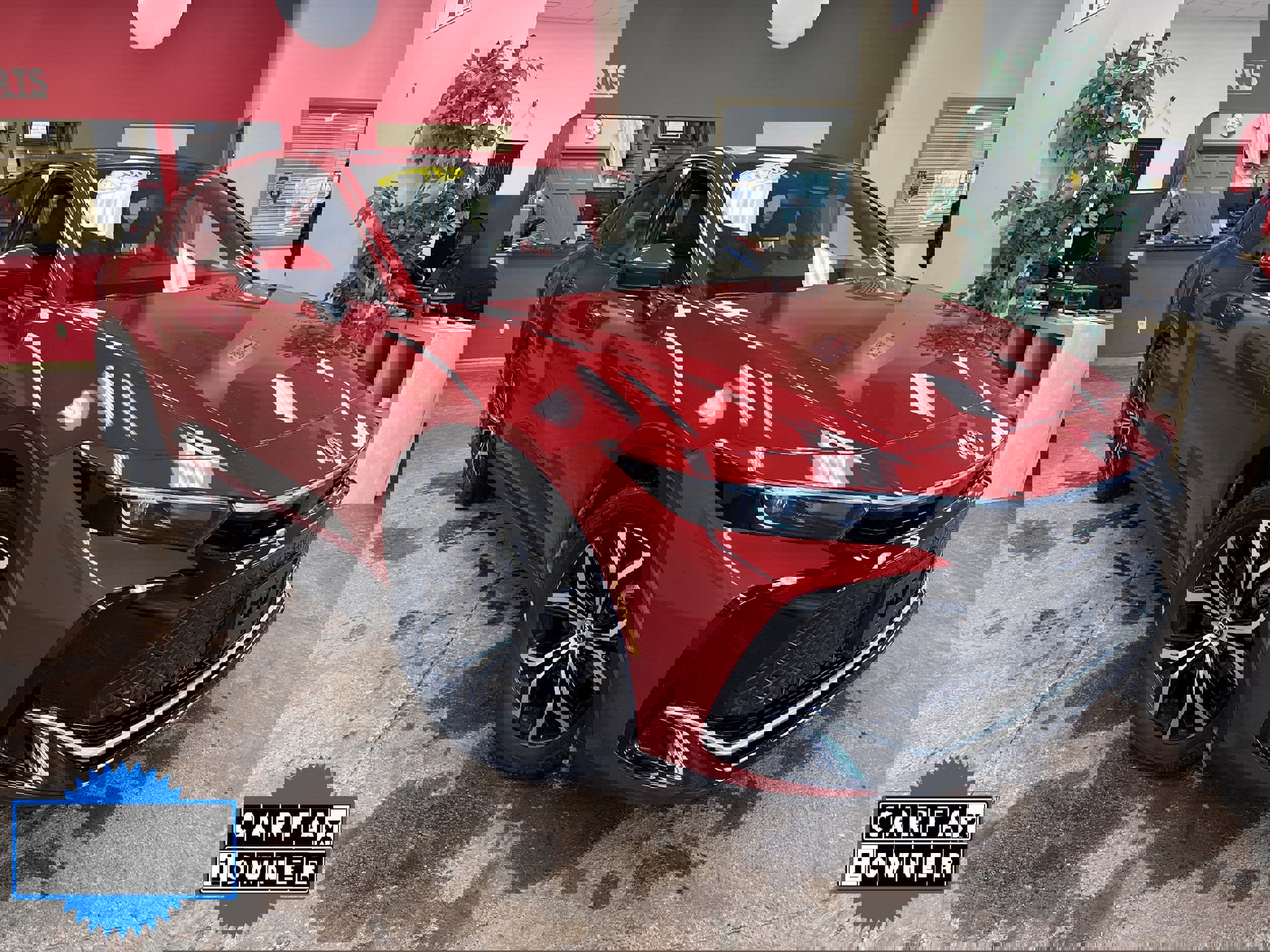 Used 2023 Toyota Crown XLE image 1