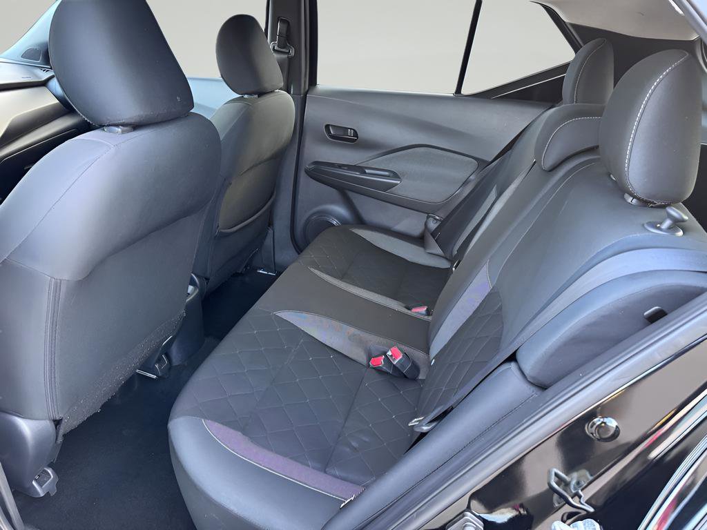 Used 2020 Nissan Kicks S image 16