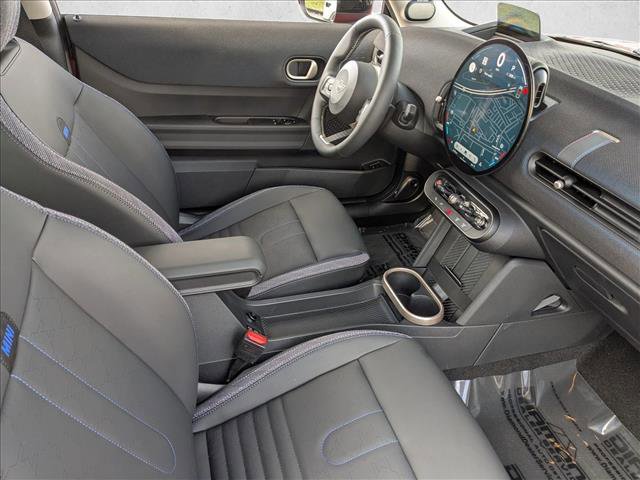 Certified 2025 MINI Cooper S image 22