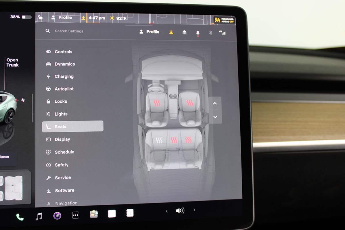 Used 2023 Tesla Model 3 Standard Range image 18