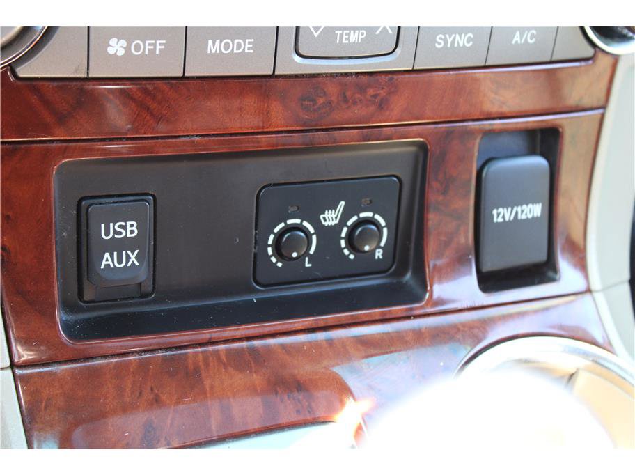 Used 2013 Toyota Highlander Limited image 31