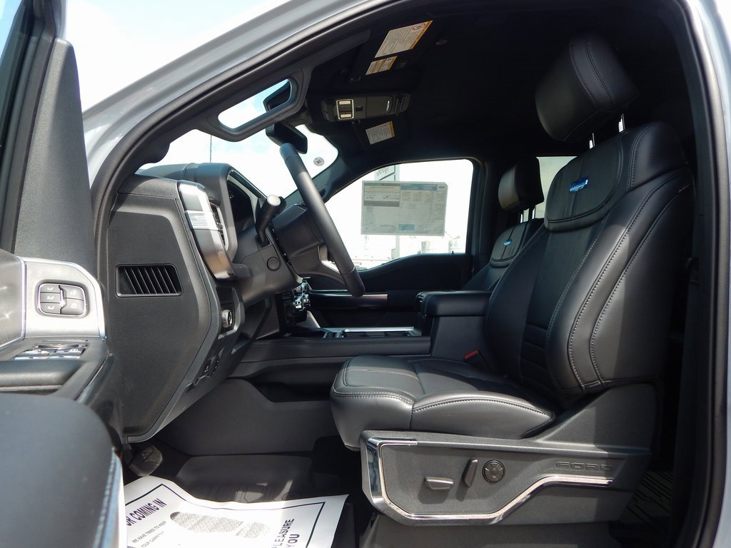New 2025 Ford F250 Platinum image 10