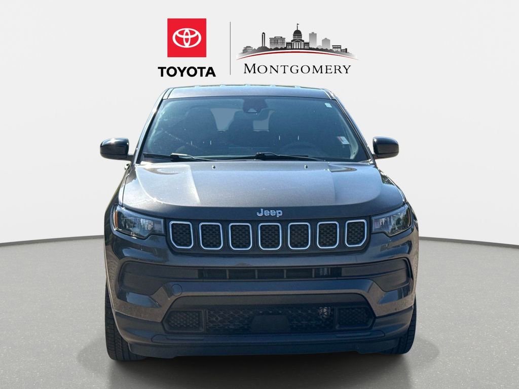 Used 2023 Jeep Compass Sport image 8