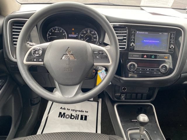 Used 2019 Mitsubishi Outlander ES FWD image 6