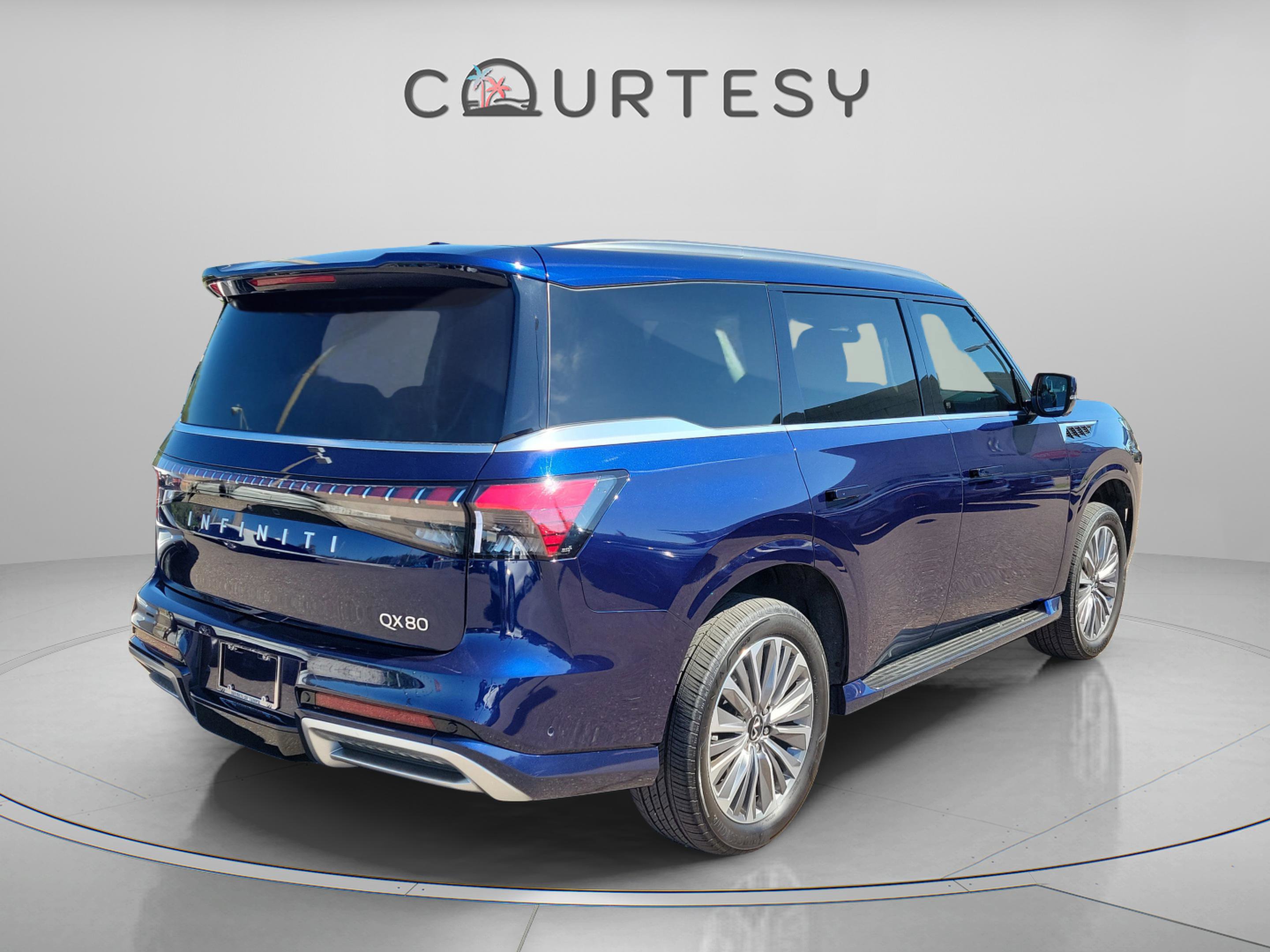 Certified 2025 INFINITI QX80 Luxe RWD image 3