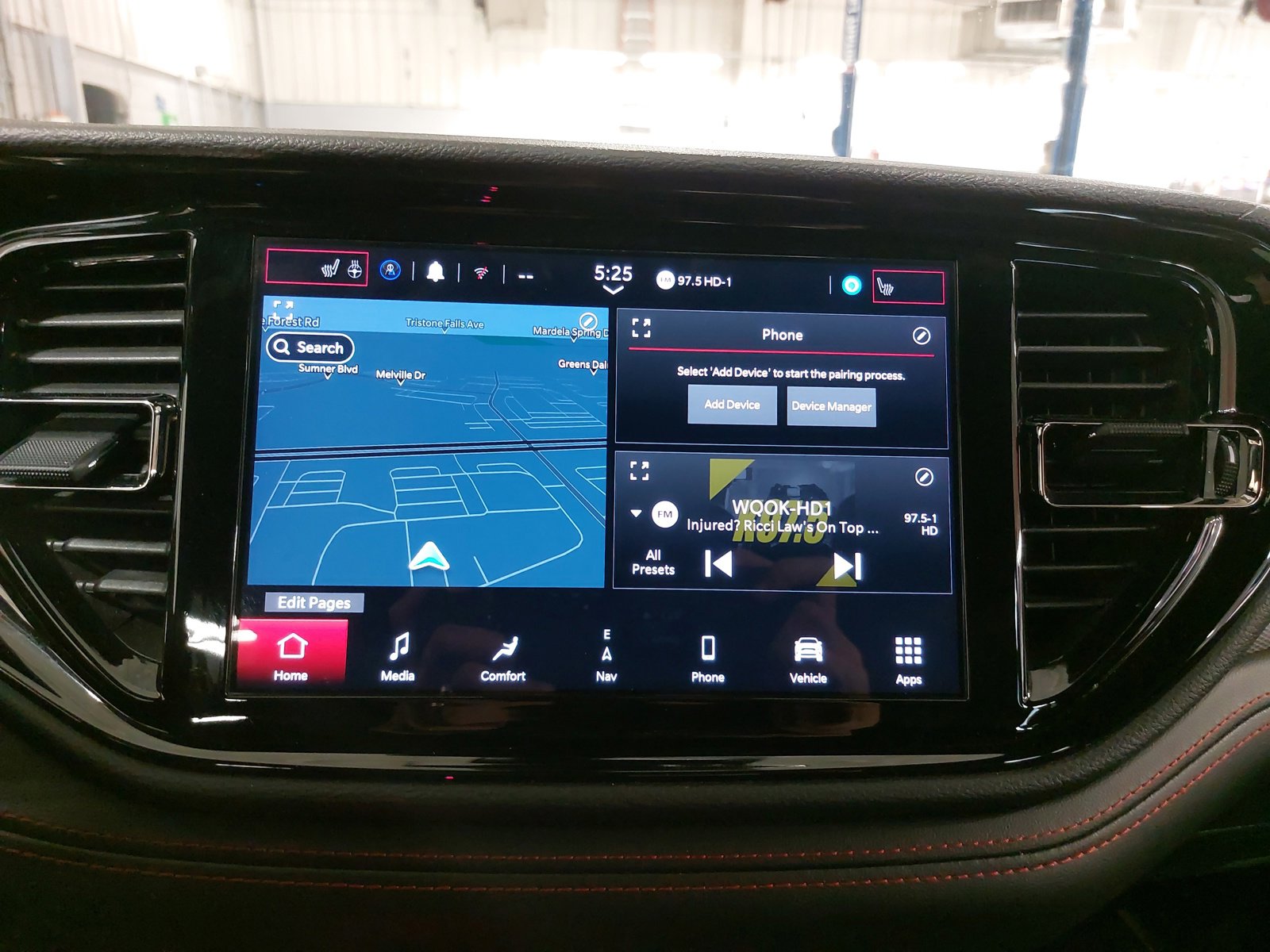 Used 2024 Dodge Durango GT image 24