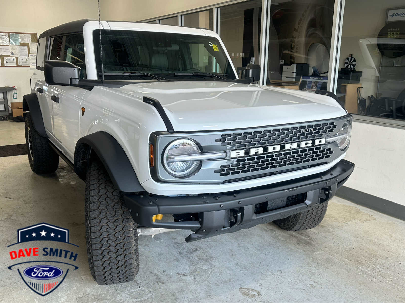 New 2026 Ford Bronco Badlands w/ Sasquatch Package
