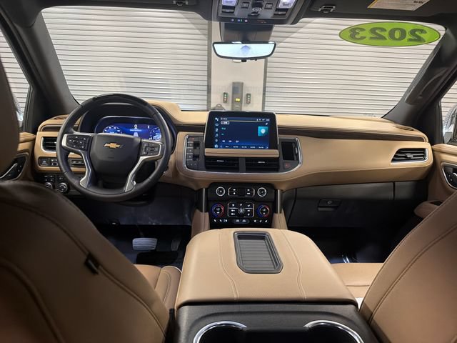 Used 2023 Chevrolet Tahoe Premier w/ Advanced Technology Package AWD/4WD image 12