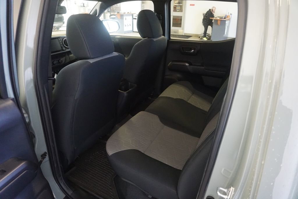 Used 2023 Toyota Tacoma TRD Sport w/ Black Out Package (TMS) image 18