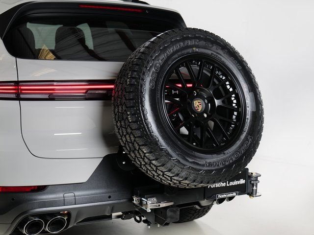 New 2026 Porsche Cayenne AWD/4WD image 35