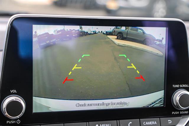 Used 2024 Nissan Sentra SV image 22