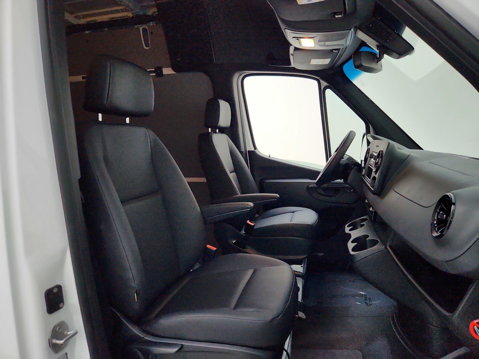New 2026 Mercedes-Benz Sprinter 2500 image 19