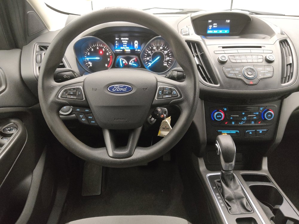 Used 2018 Ford Escape SE image 22