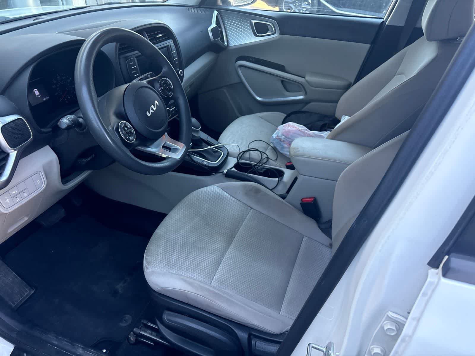 Used 2022 Kia Soul LX w/ Technology Package FWD image 11