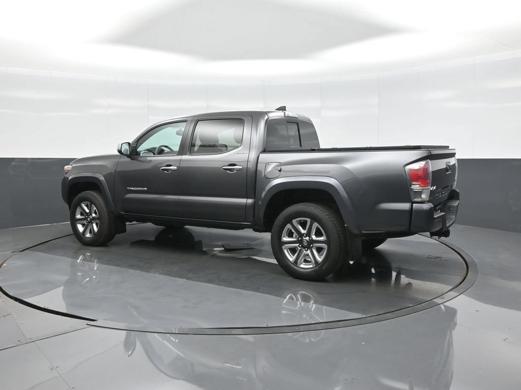 Certified 2017 Toyota Tacoma Limited AWD/4WD image 5