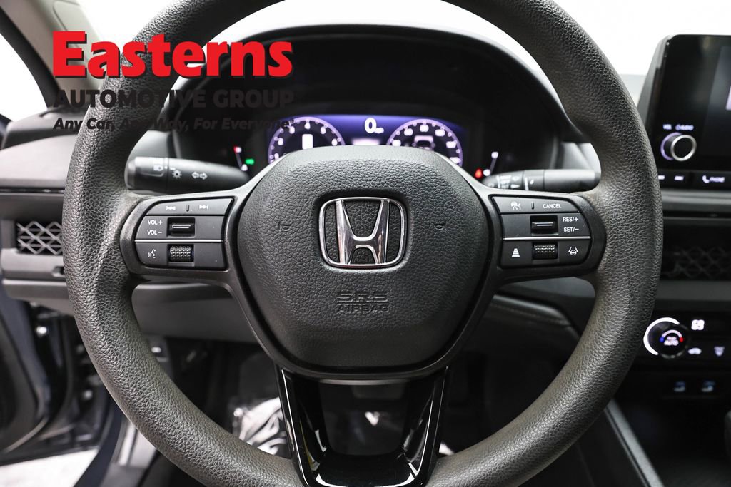 Used 2023 Honda Accord LX image 10