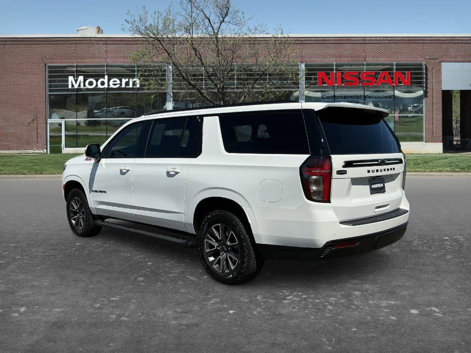 Used 2024 Chevrolet Suburban Z71 w/ Luxury Package AWD/4WD image 2
