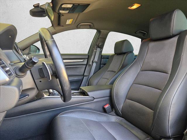 Used 2019 Honda Accord Sport image 11