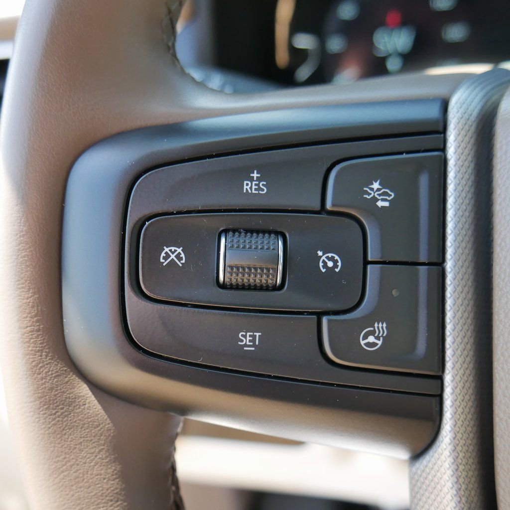 Used 2023 GMC Yukon XL Denali image 73