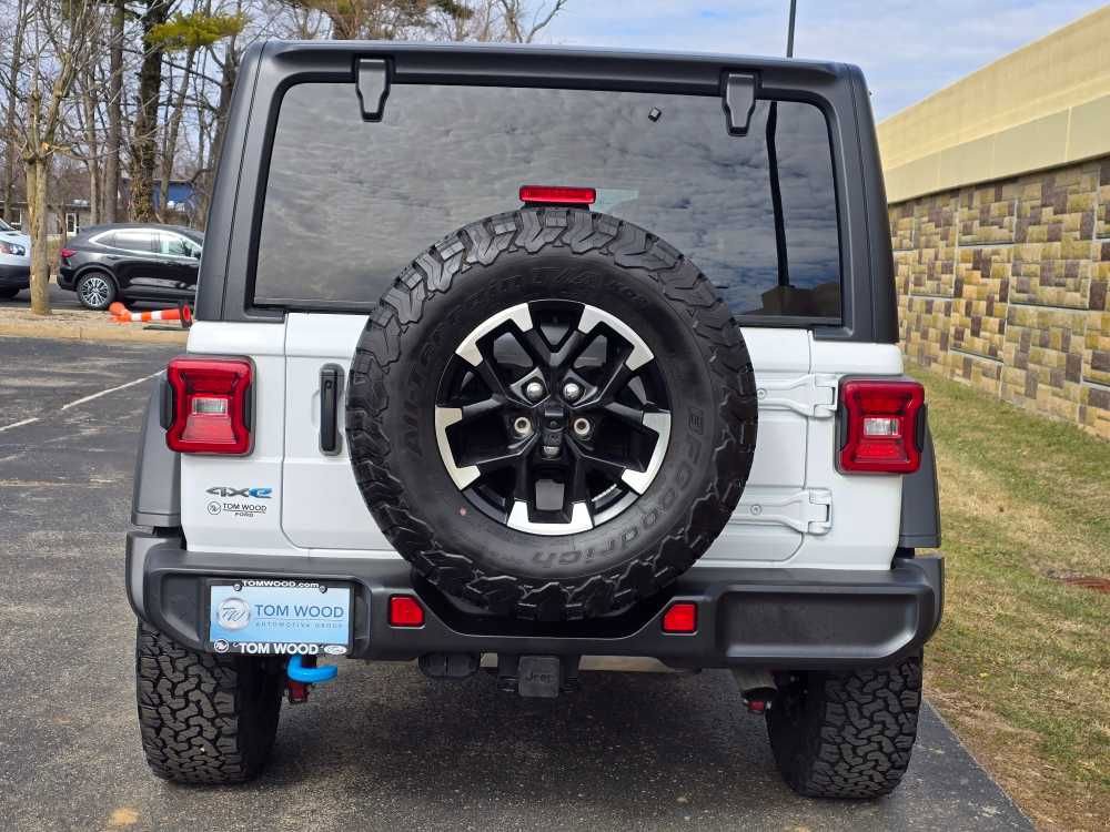 Used 2024 Jeep Wrangler Unlimited Rubicon 4xe image 12