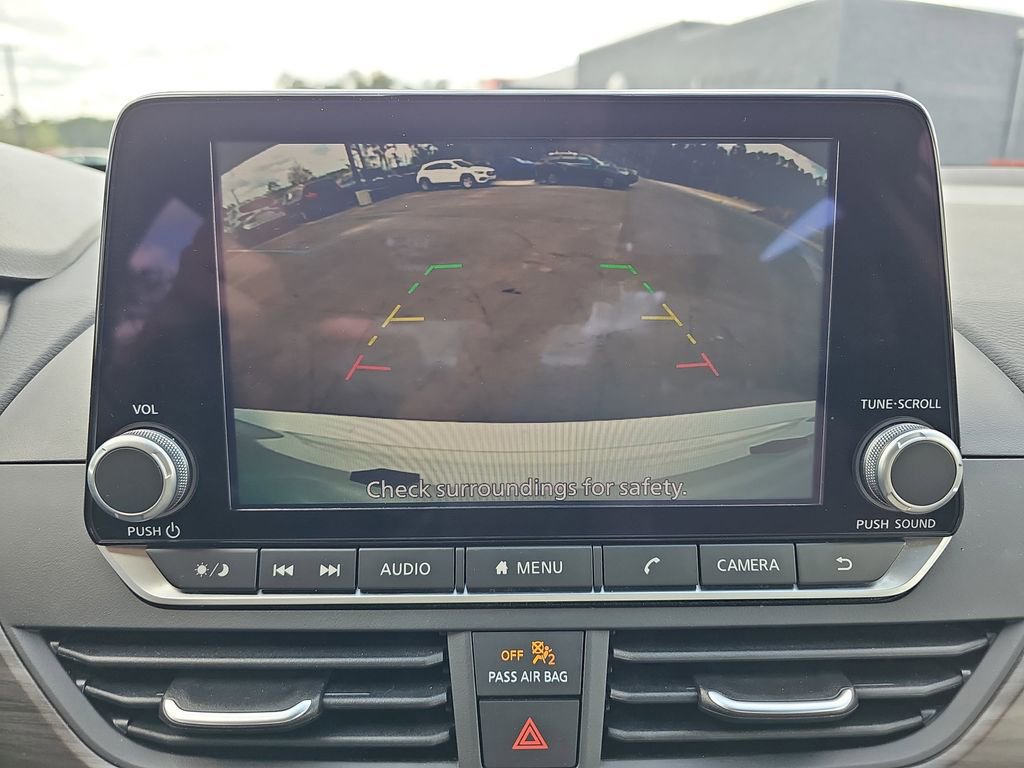 Used 2025 Nissan Altima 2.5 SV image 25